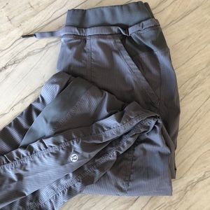 LULULEMON Dance studio pant